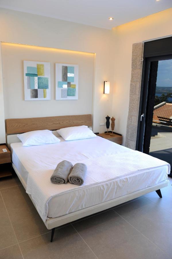 Ionian Stone Luxury Villa Nikiana Bagian luar foto